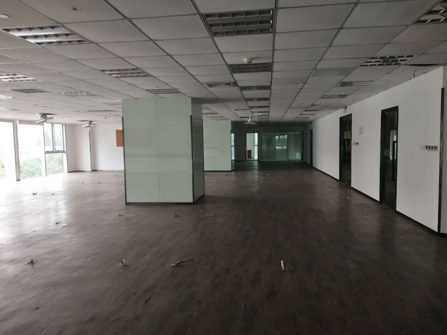 东方投资大厦（原名东方众鑫大厦）静安 东方投资大厦（原名东方众鑫大厦） 1098平米 简装修