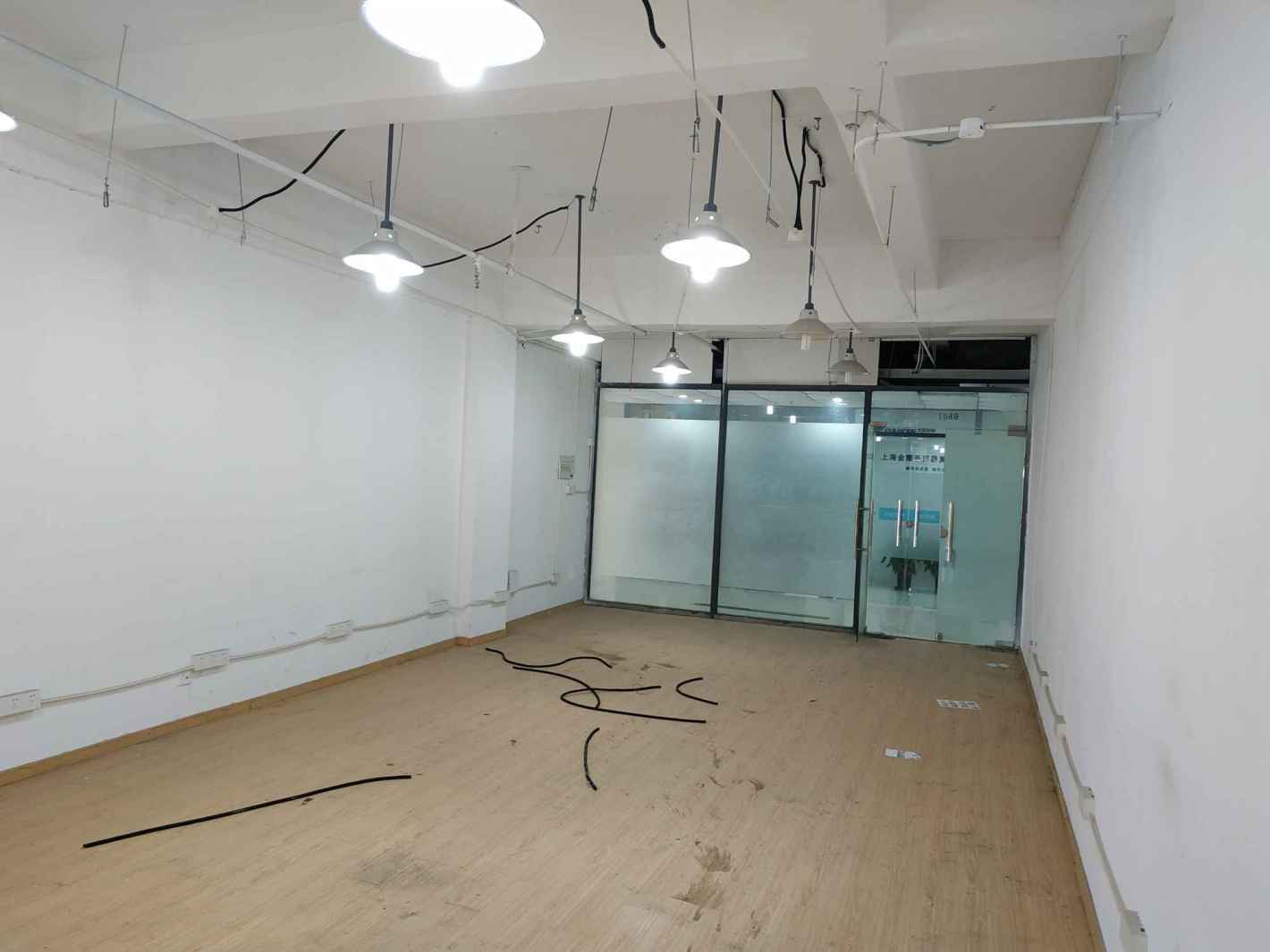 长江软件园宝山 长江软件园 109平米 简装修