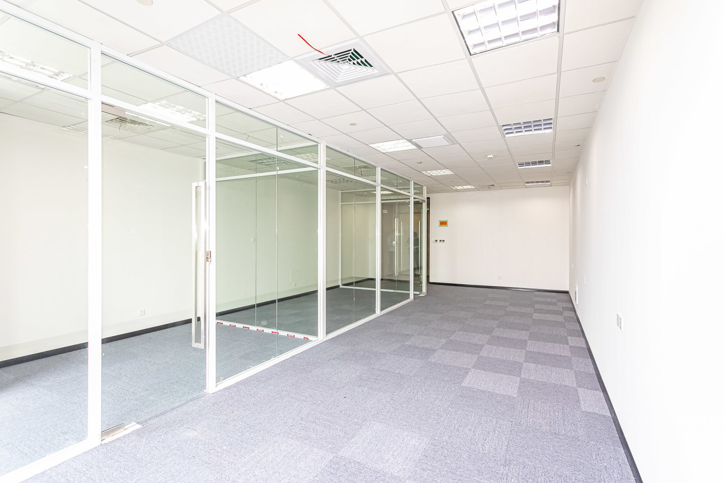 虹桥协信中心长宁 虹桥协信中心 118平米 简装修