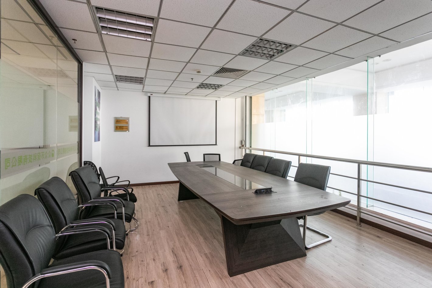 明谷科技园332平米办公室出租-租金价格2.74元/m²/天