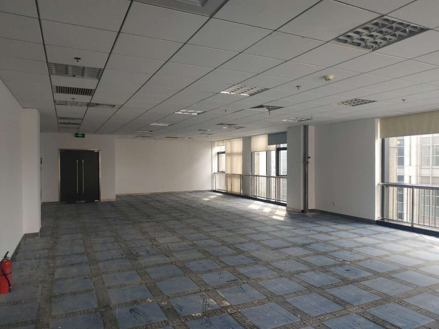 远洋合星大厦普陀 远洋合星大厦 200平米 中等装修