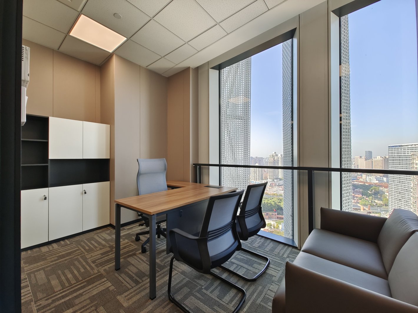 吉汇大厦（虹口SOHO）虹口 吉汇大厦（虹口SOHO） 106平米 精装修