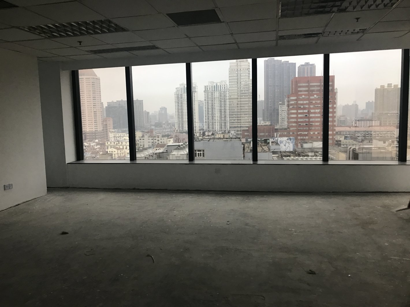 申亚金融广场长宁 申亚金融广场 576平米 简装修