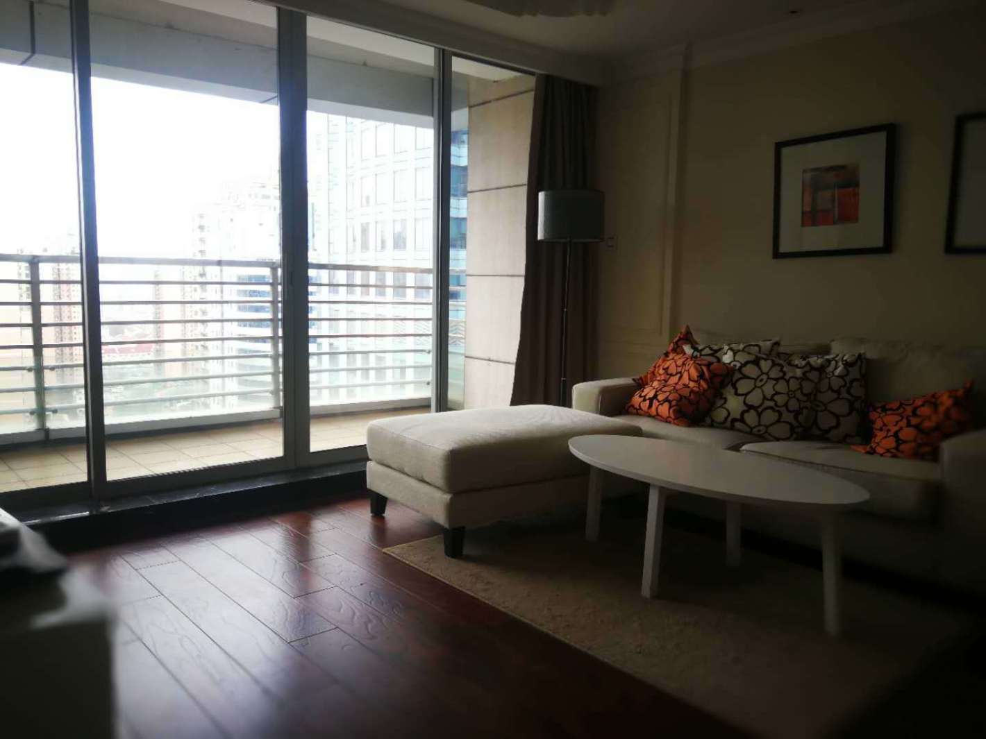 日月光伯爵居黄浦 日月光伯爵居 105平米 精装修