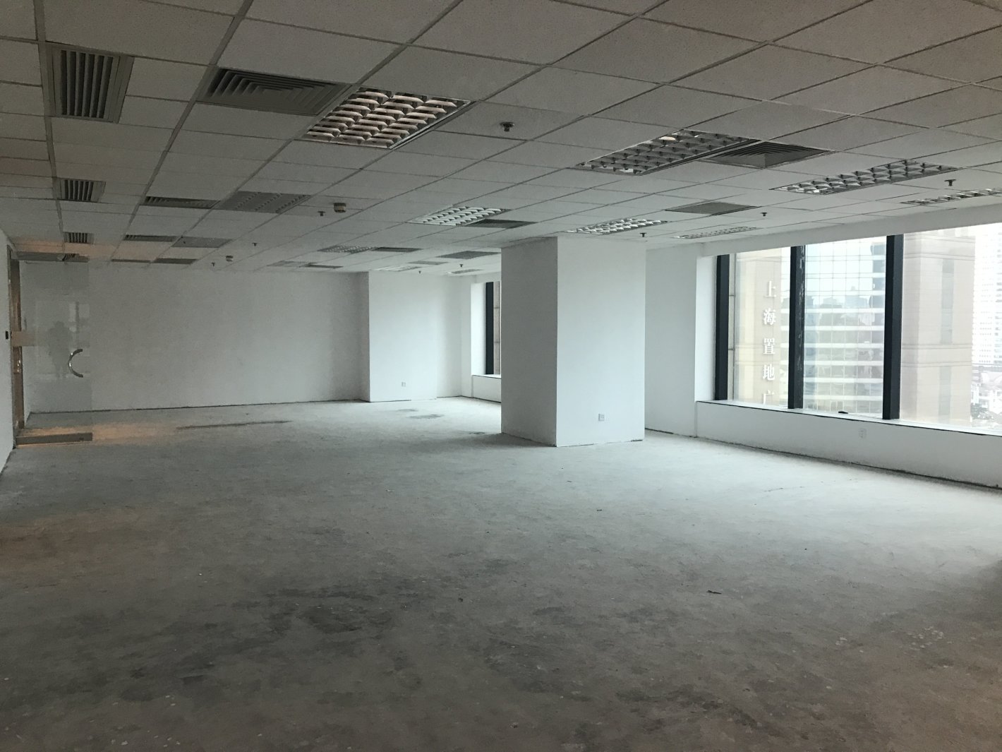 申亚金融广场长宁 申亚金融广场 576平米 简装修