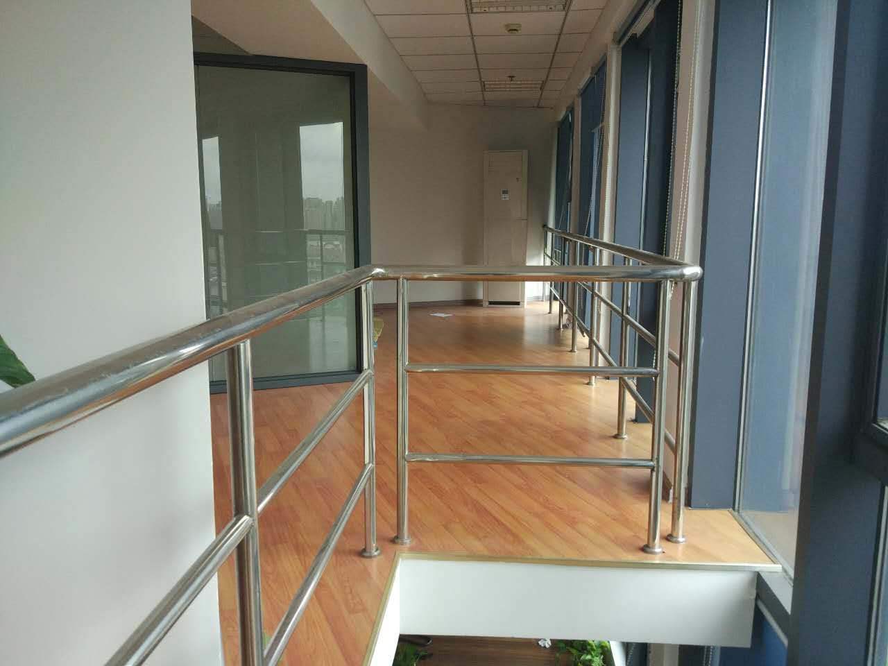 绿地威科国际商业广场普陀 绿地威科国际商业广场 190平米 简装修