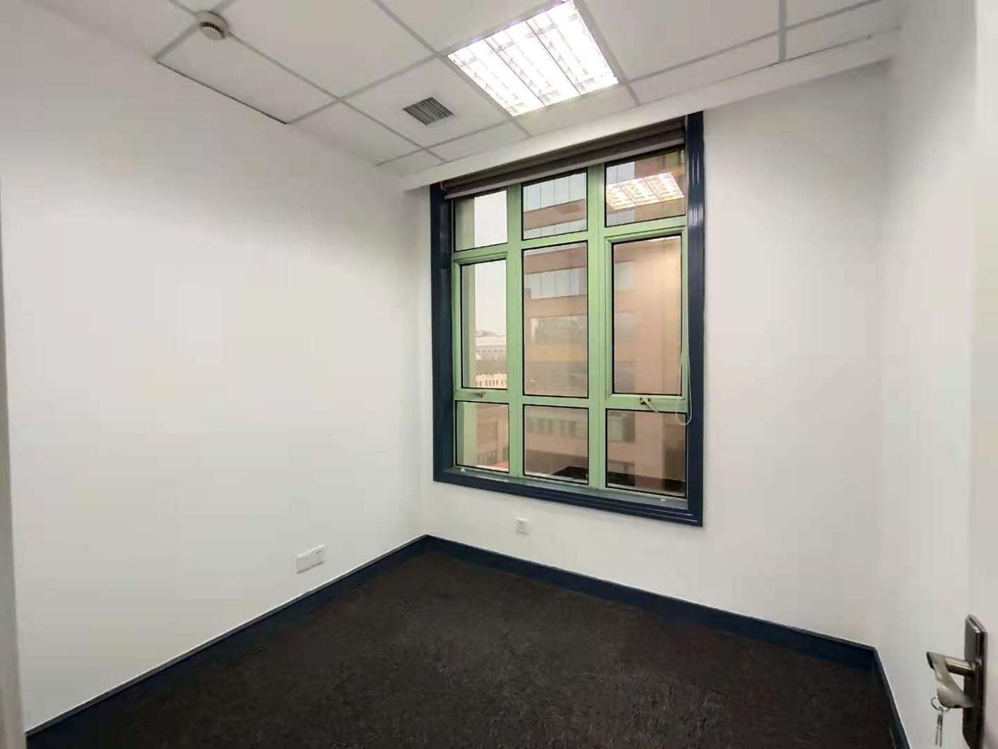 华盛大厦黄浦 华盛大厦 199平米 简装修