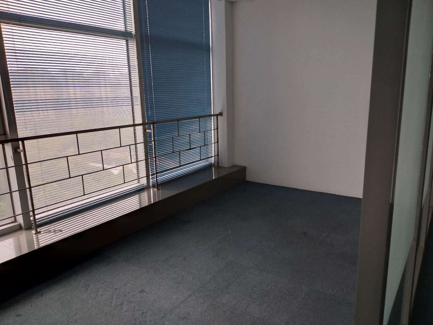 太湖世家环球大厦83平米办公室出租-租金价格2.03元/m²/天