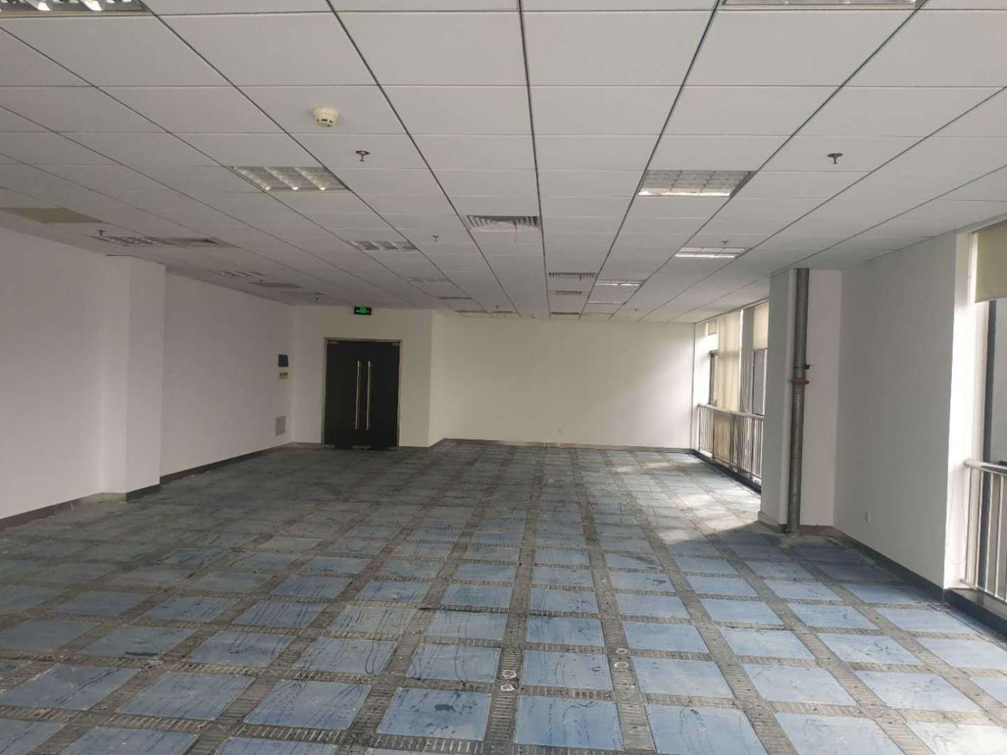 远洋合星大厦普陀 远洋合星大厦 200平米 中等装修