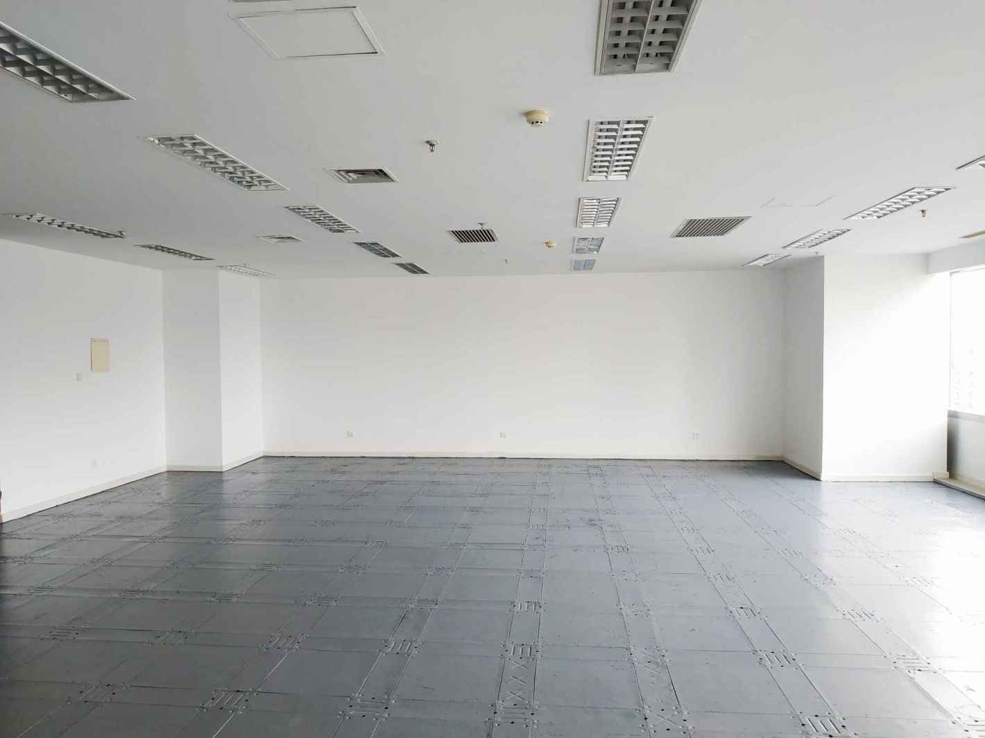 龙之梦丽晶大厦（龙之梦大厦）长宁 龙之梦丽晶大厦（龙之梦大厦） 144平米 毛坯