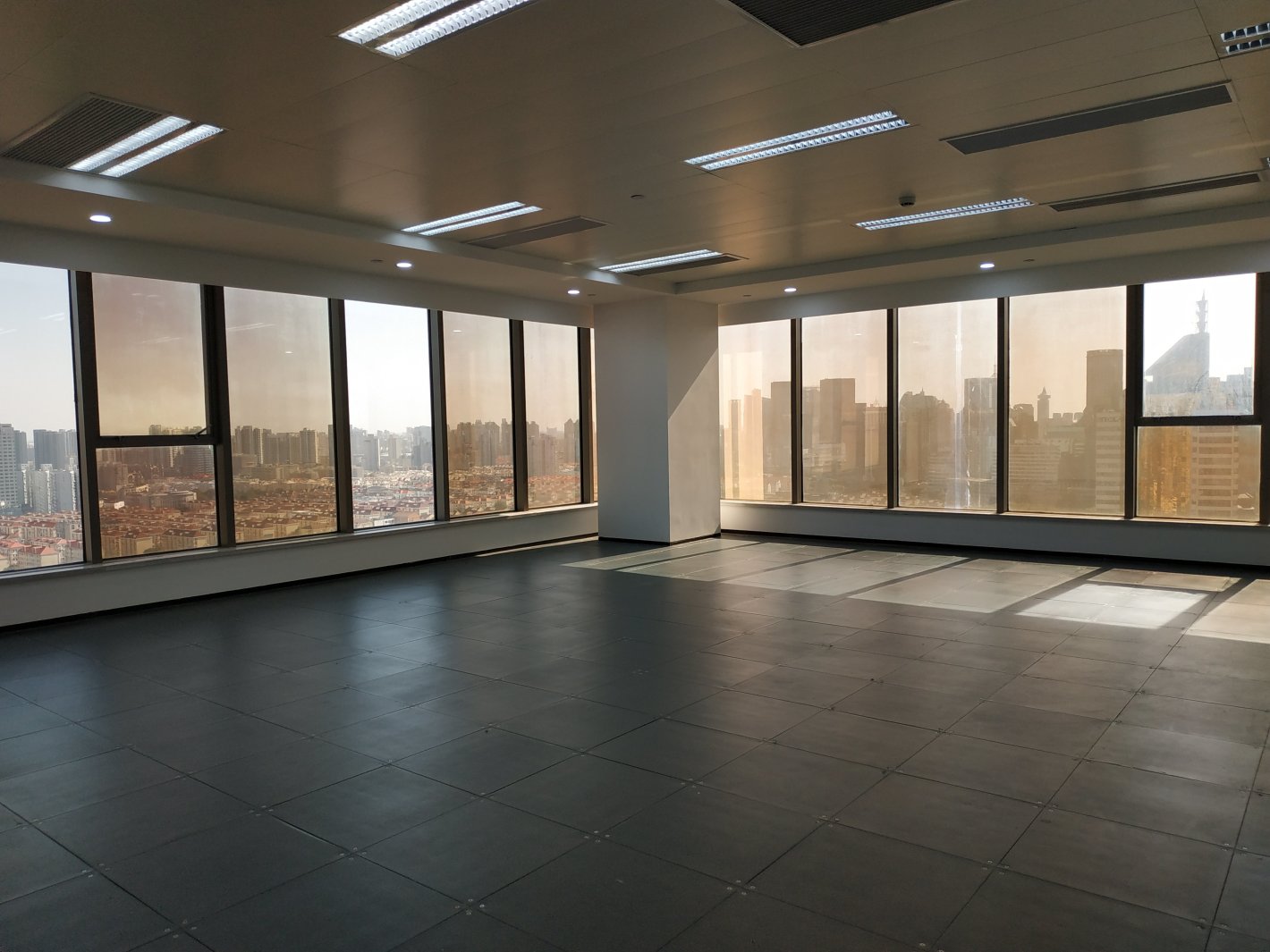 永华大厦129平米办公室出租-租金价格6.08元/m²/天