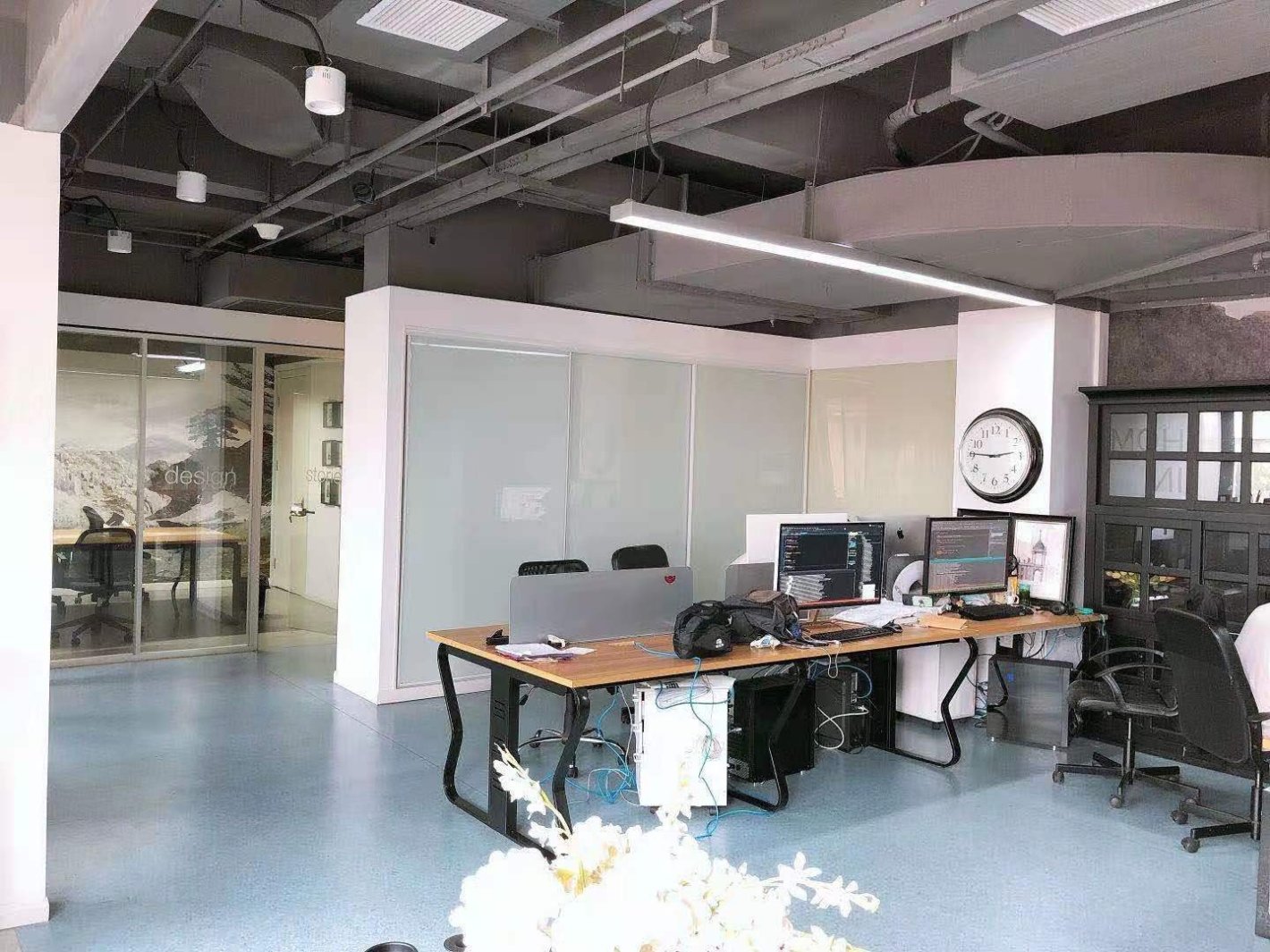 绿地创客-M创工坊183平米办公室出租-租金价格4.36元/m²/天