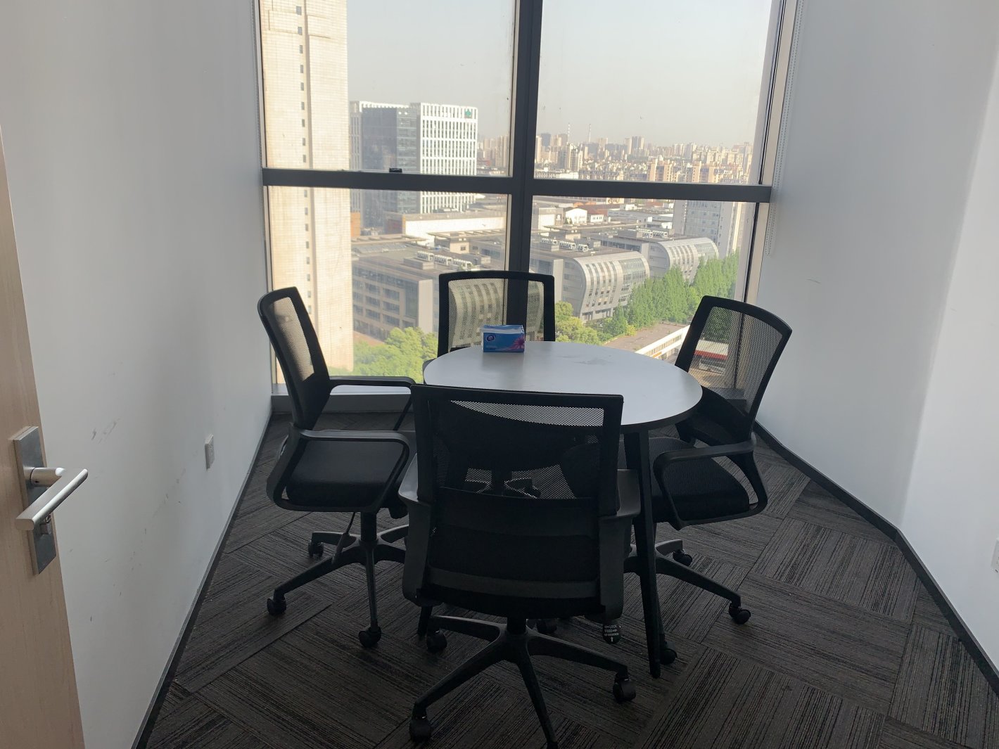 合生国际中心杨浦 合生国际中心 274平米 精装修