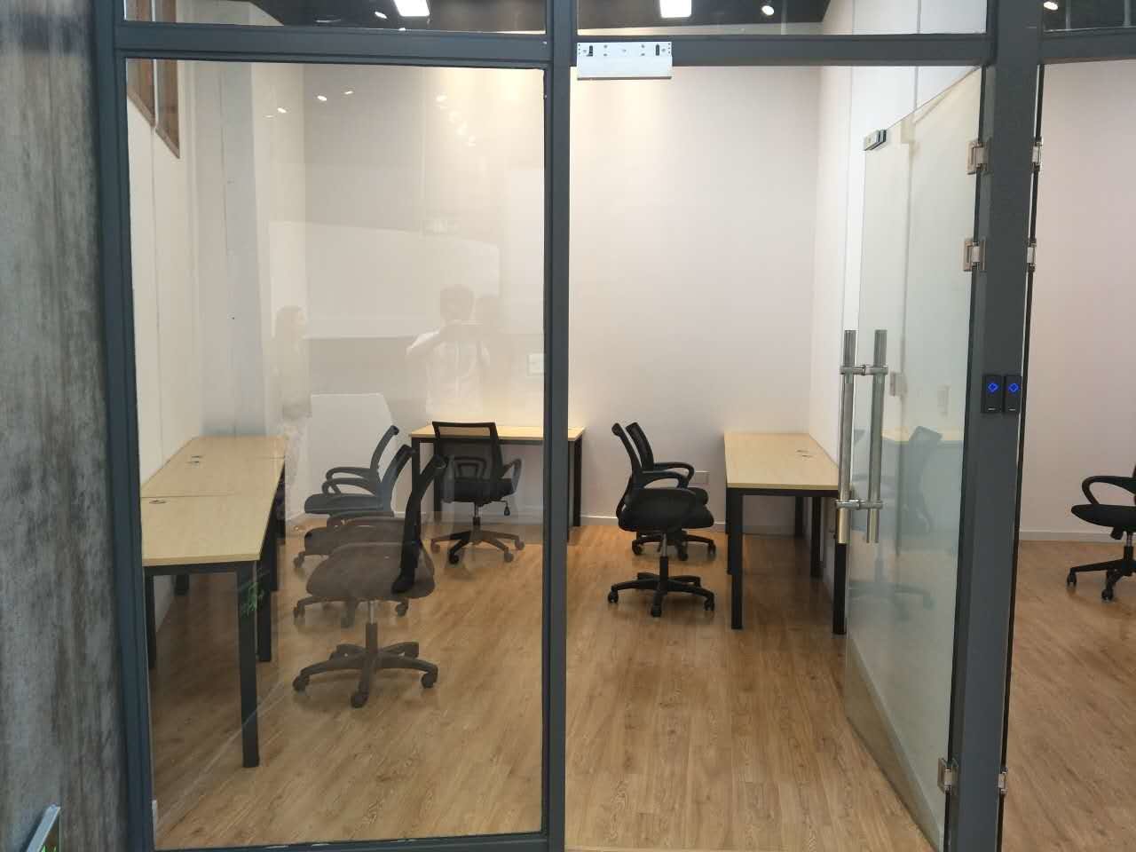 远洋商业大厦黄浦 远洋商业大厦 345平米 简装修