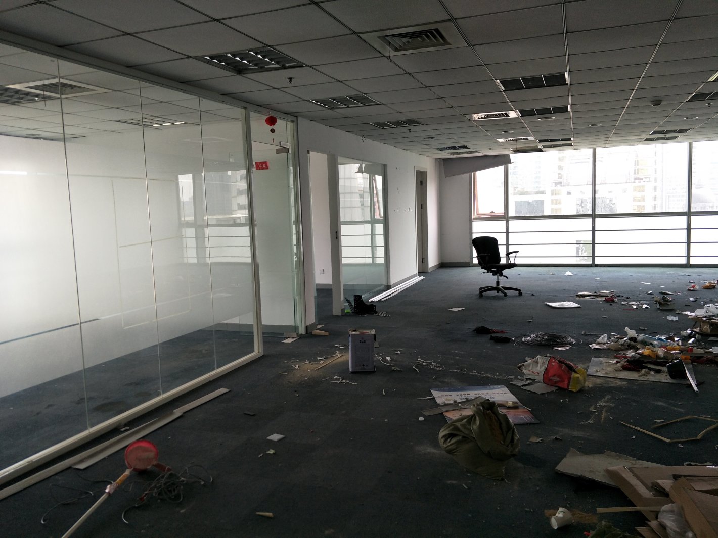 东方投资大厦（原名东方众鑫大厦）静安 东方投资大厦（原名东方众鑫大厦） 333平米 中等装修