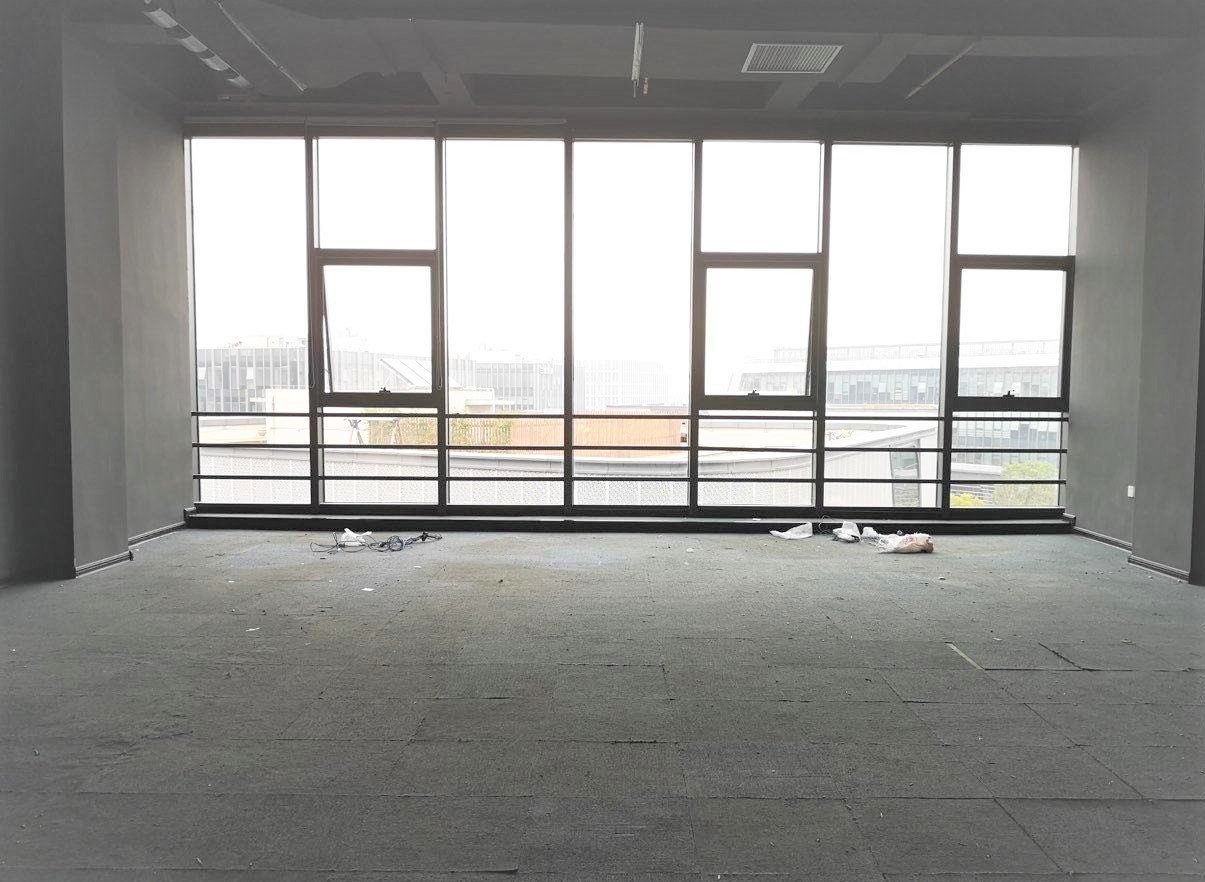 虹桥正荣中心长宁 虹桥正荣中心 134平米 毛坯