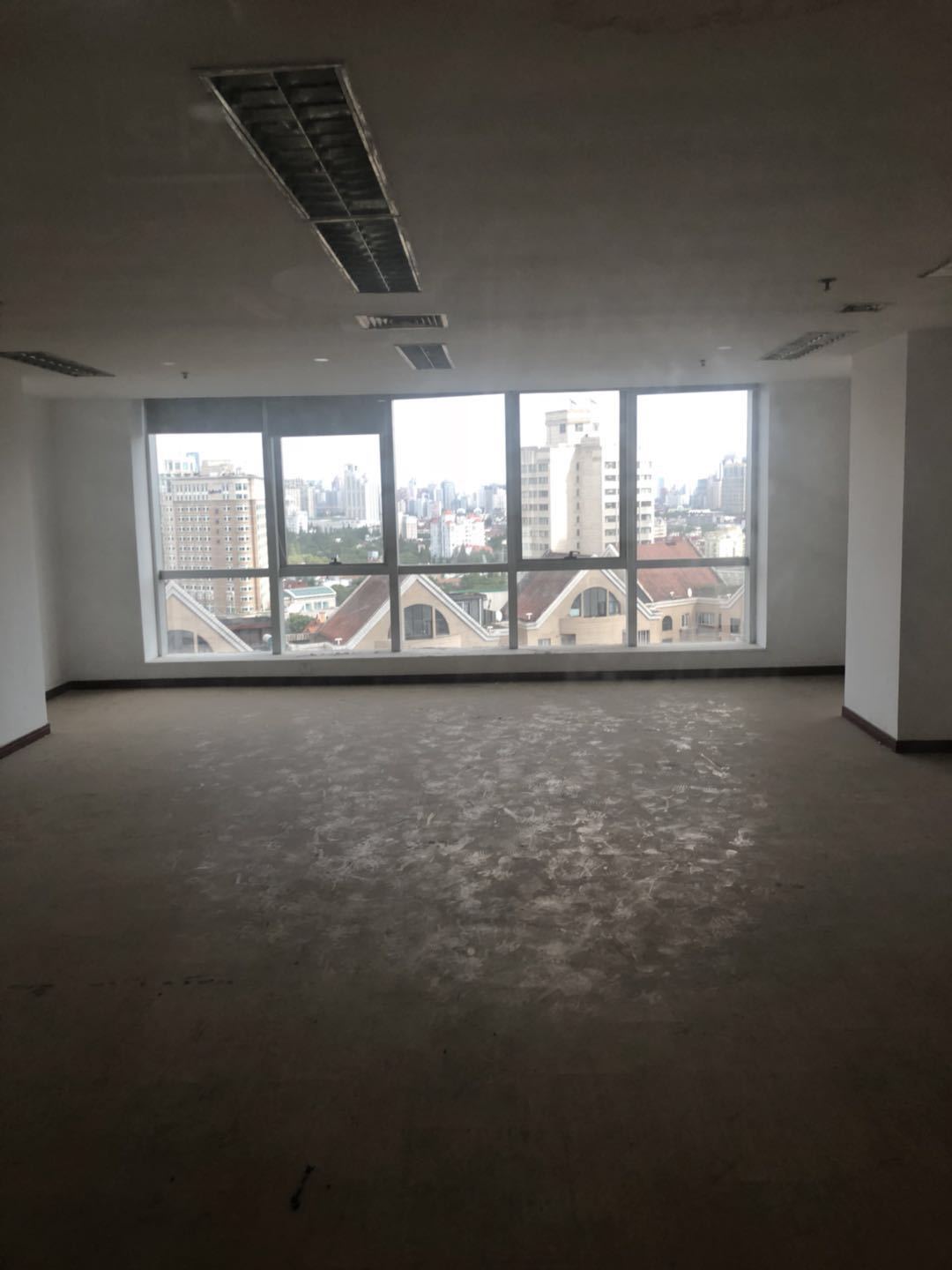 长峰中心267平米办公室出租-租金价格3.55元/m²/天