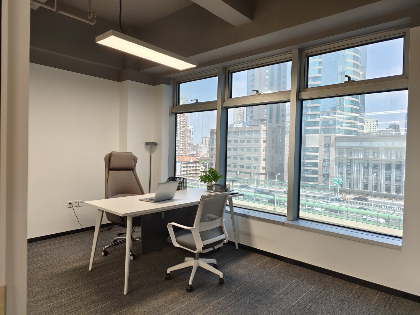 仲益大厦静安 仲益大厦 240平米 精装修