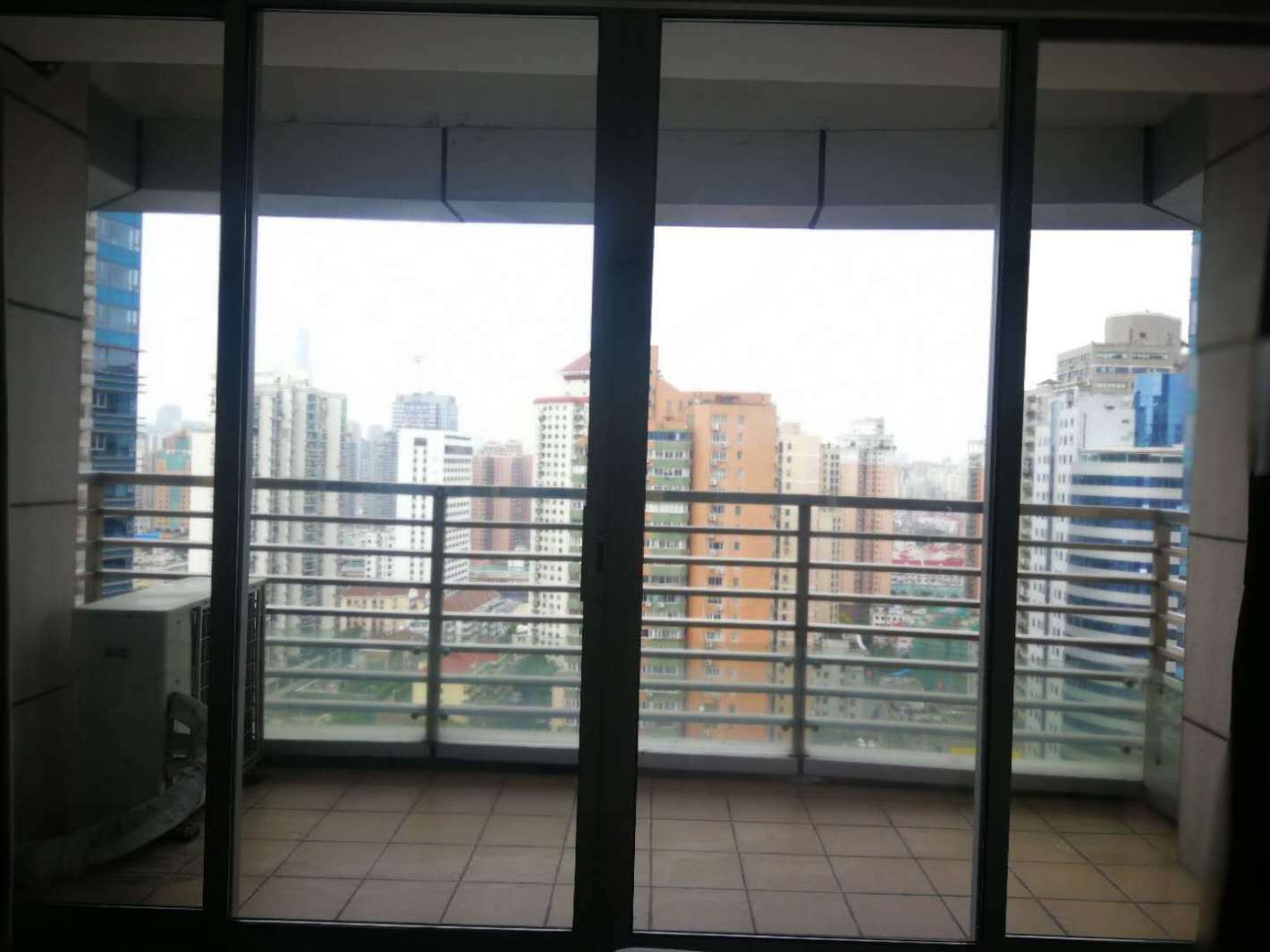 日月光伯爵居黄浦 日月光伯爵居 105平米 精装修