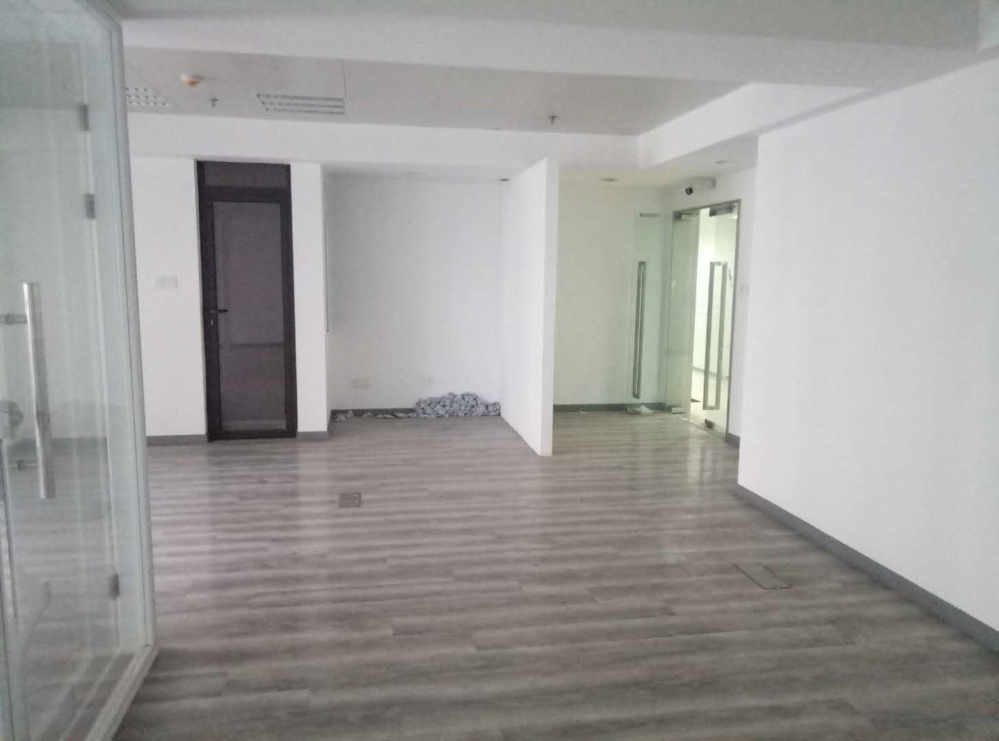 苏宁天御国际广场普陀 苏宁天御国际广场 271平米 中等装修