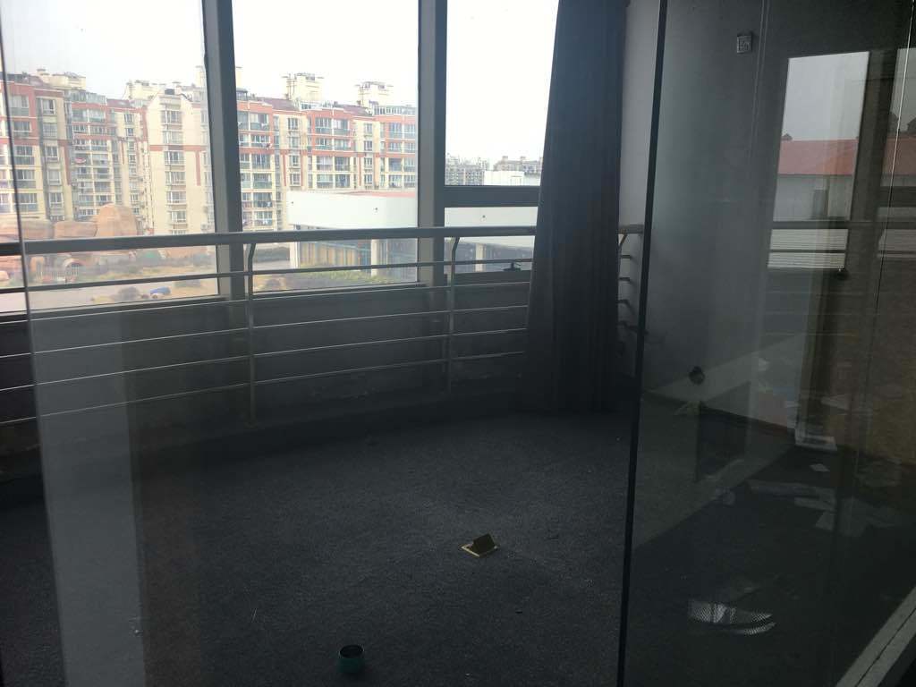 建配龙国际家居宝山 建配龙国际家居 212平米 中等装修