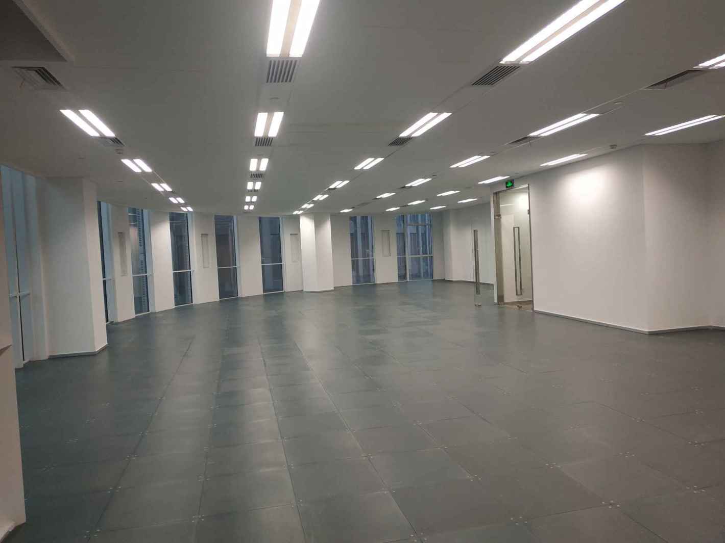 虹桥协信中心长宁 虹桥协信中心 316平米 简装修