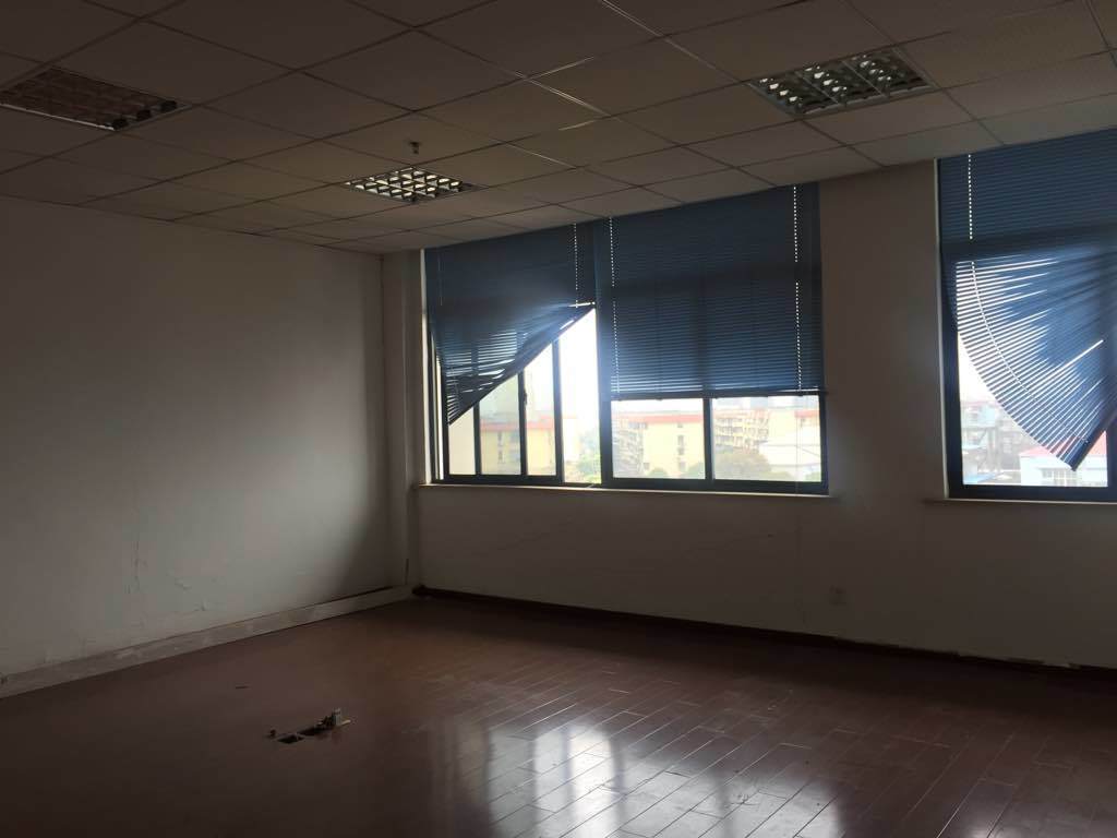 长江软件园宝山 长江软件园 110平米 简装修