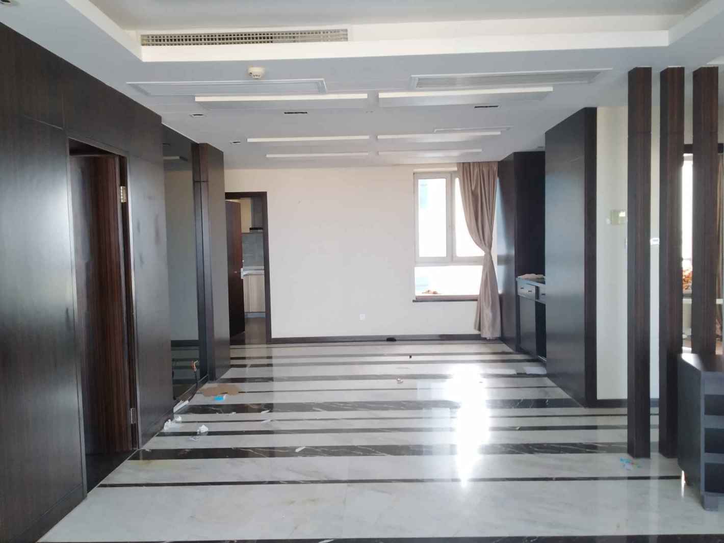 日月光伯爵居黄浦 日月光伯爵居 151平米 简装修