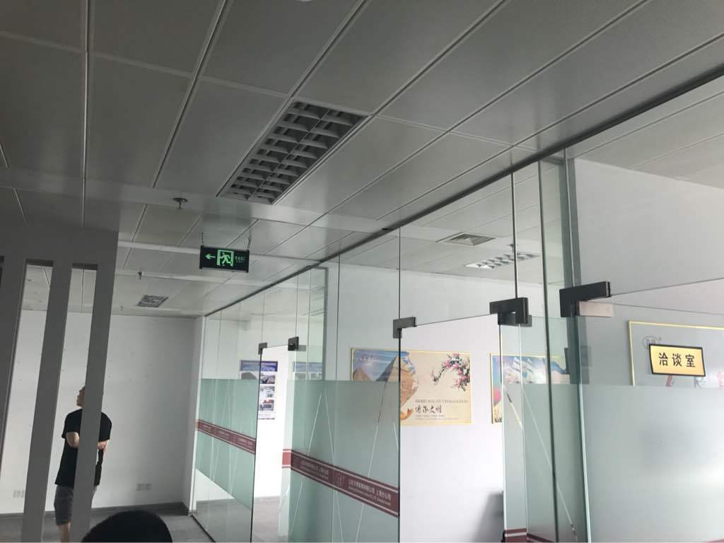 绿洲中环中心普陀 绿洲中环中心 230平米 简装修