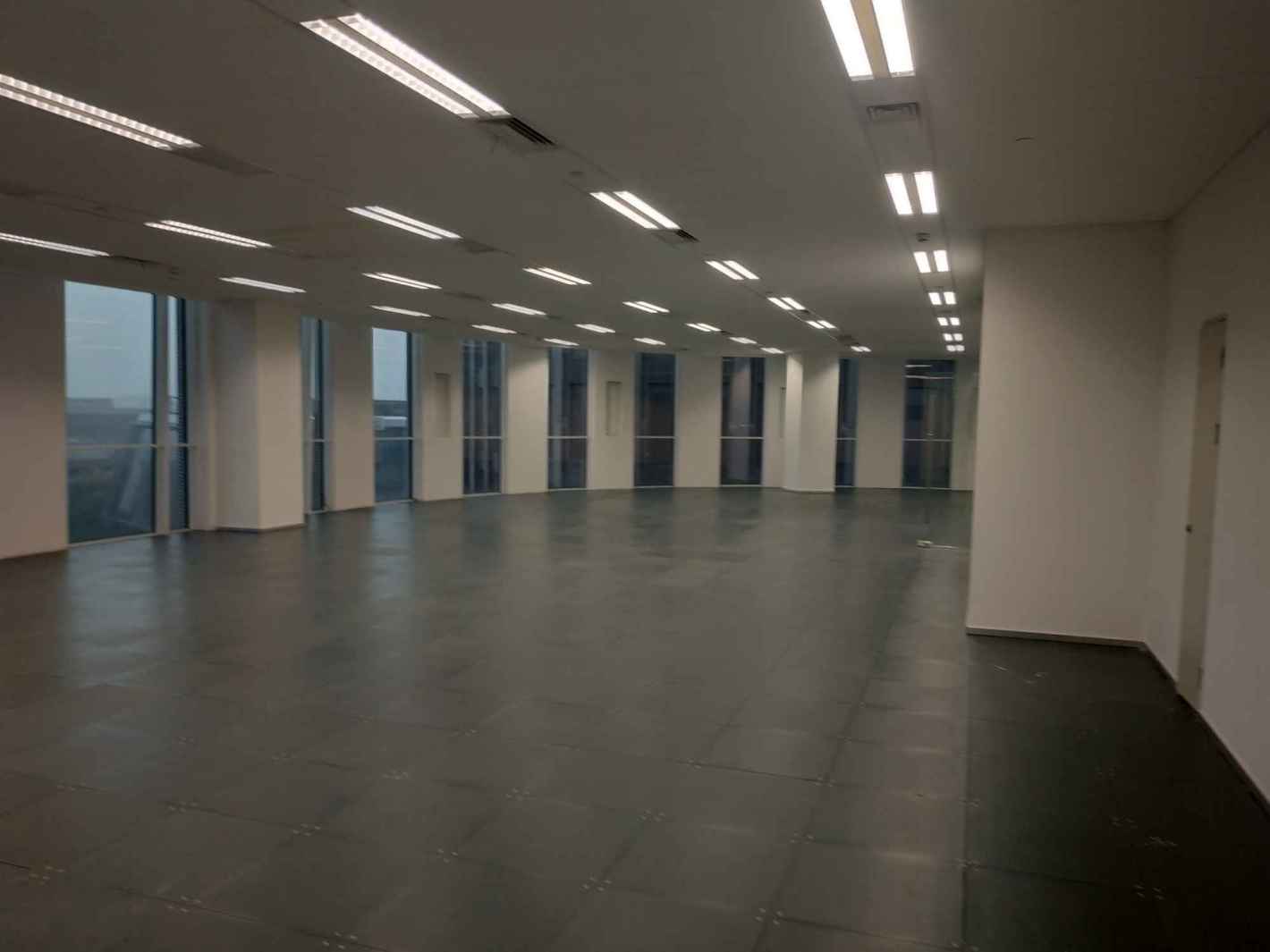 虹桥协信中心长宁 虹桥协信中心 316平米 简装修