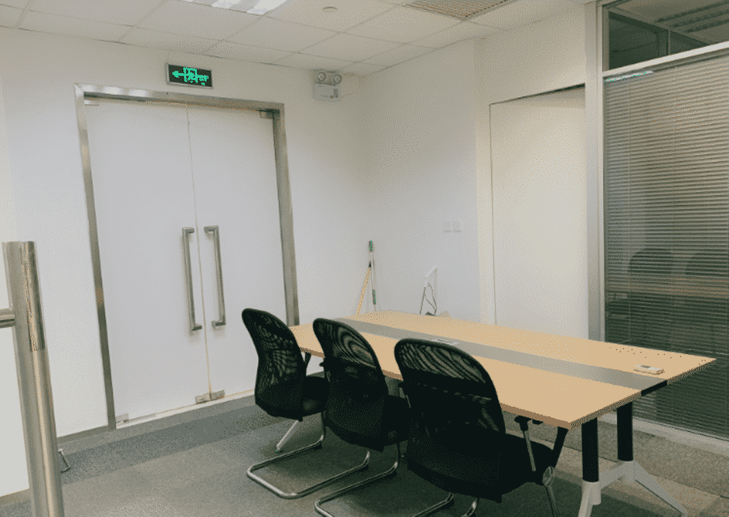 SOHO中山广场长宁 SOHO中山广场 320平米 中等装修