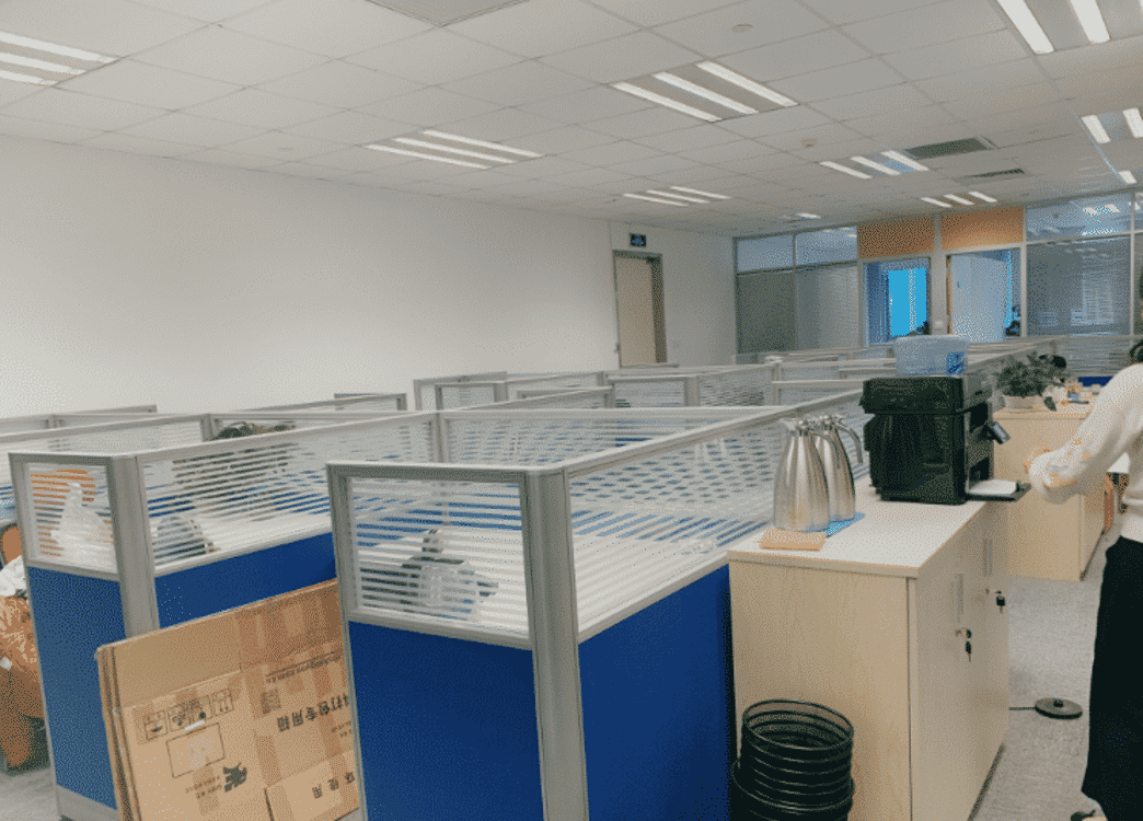 SOHO中山广场长宁 SOHO中山广场 320平米 中等装修