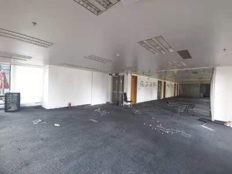 绿地汇中心徐汇 绿地汇中心 102平米 精装修