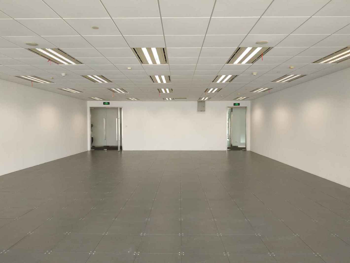 新茂大厦黄浦 新茂大厦 233平米 简装修