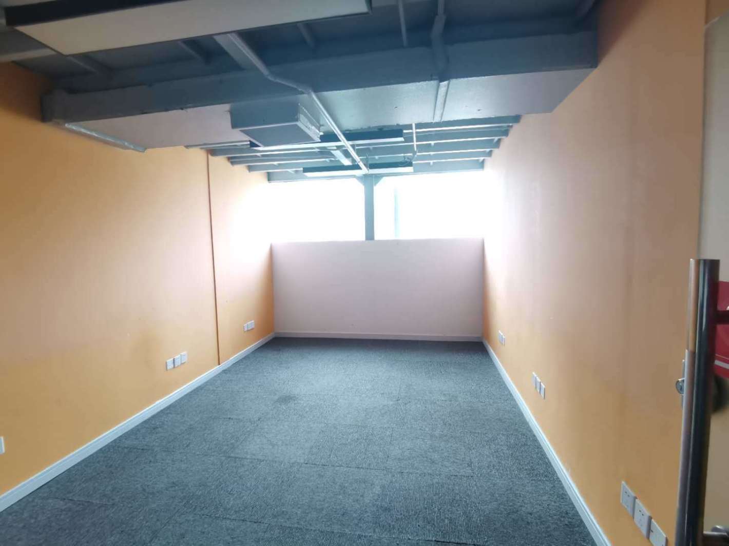 汇阳广场徐汇 汇阳广场 375平米 毛坯