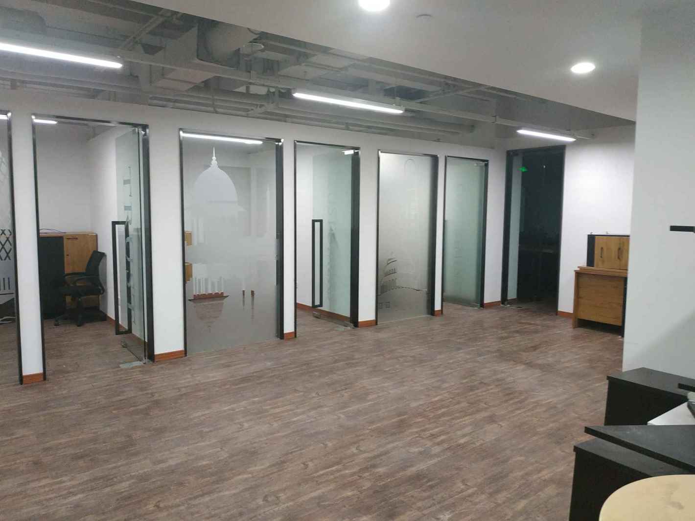 金鹰国际静安 金鹰国际 259平米 精装修