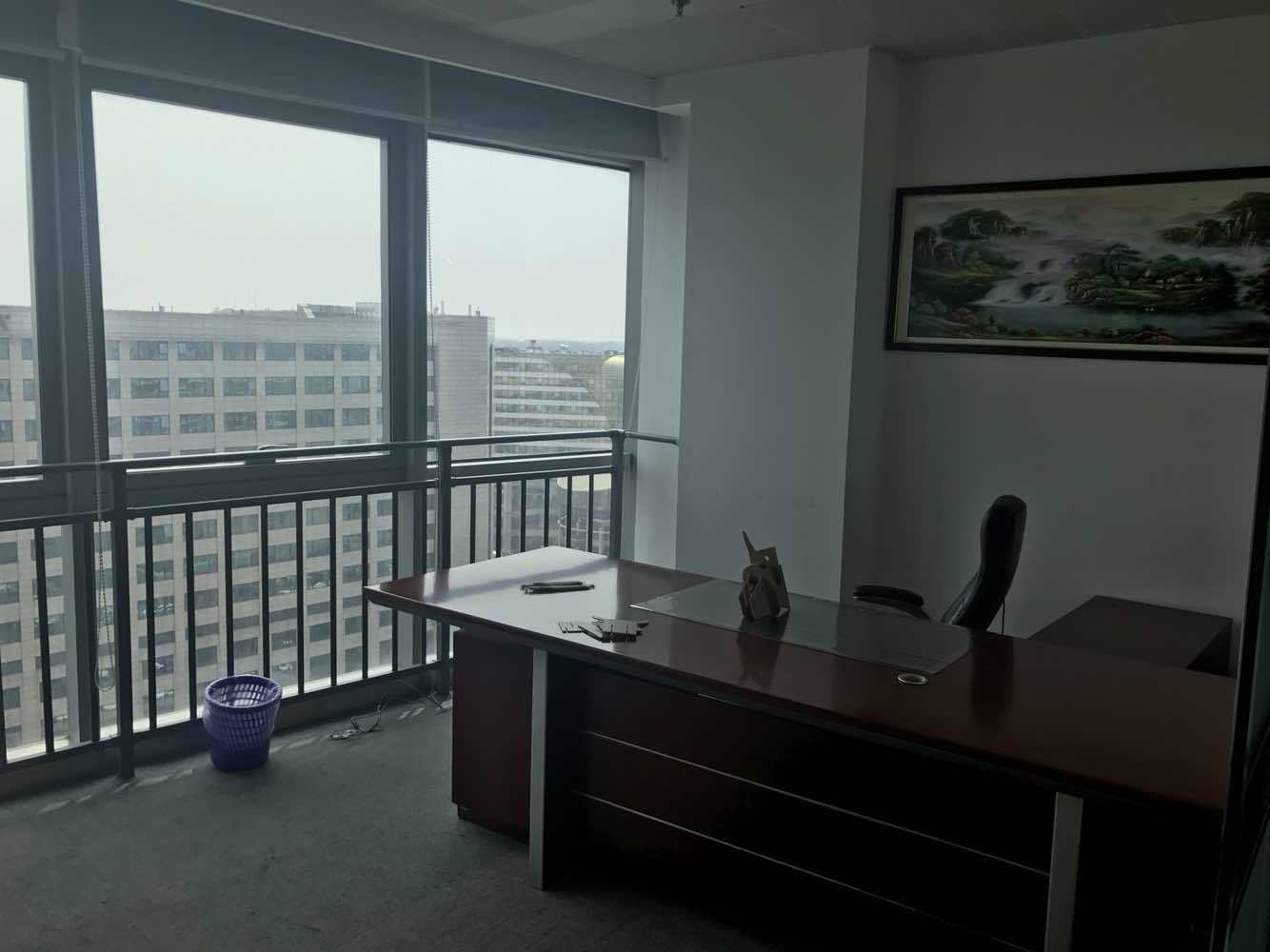 绿洲中环中心普陀 绿洲中环中心 230平米 简装修