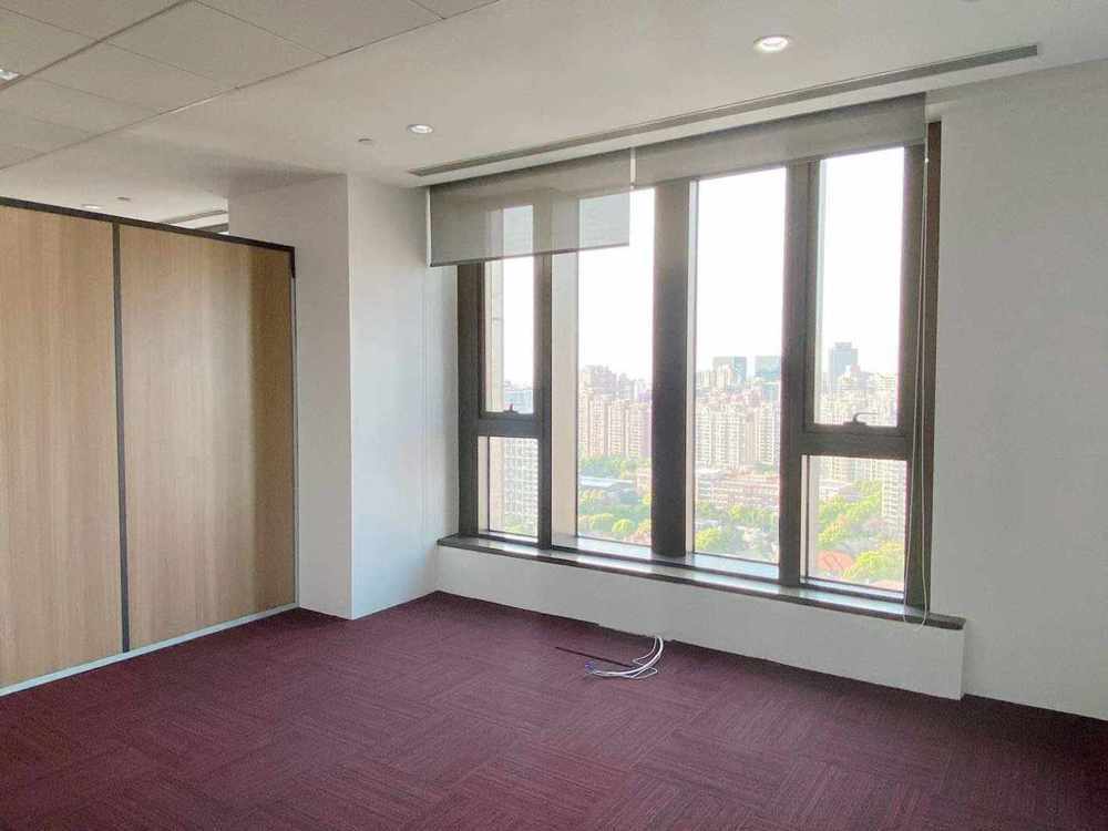 古北1699商业广场长宁 古北1699商业广场 167平米 简装修