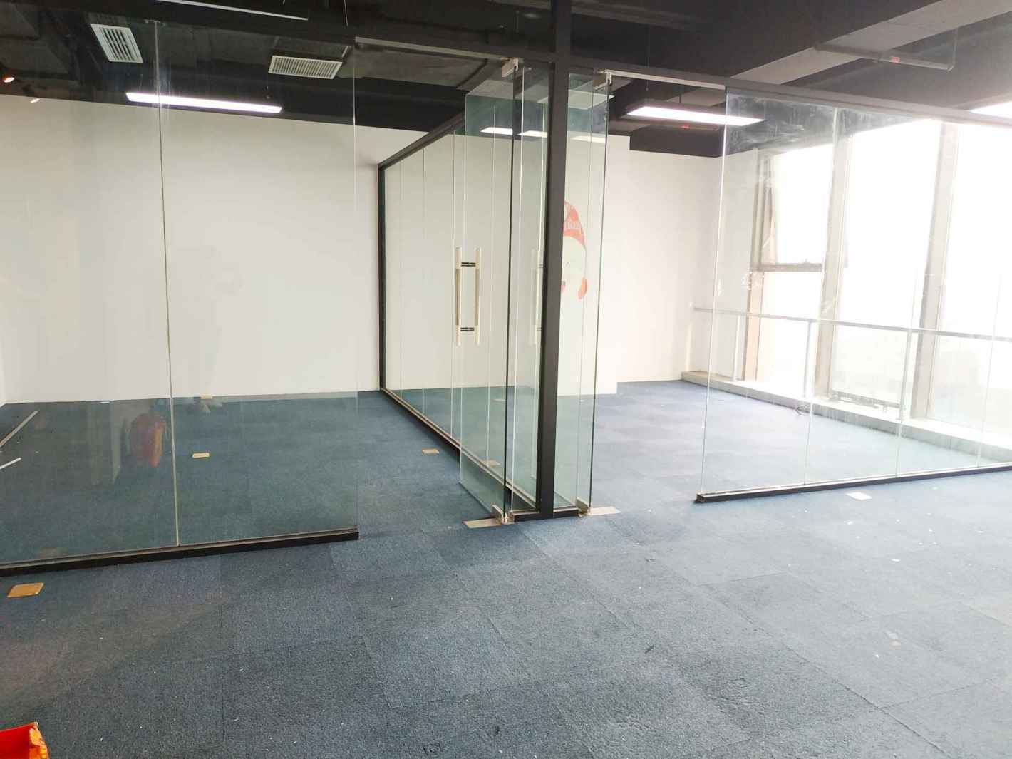 君庭广场杨浦 君庭广场 104平米 毛坯