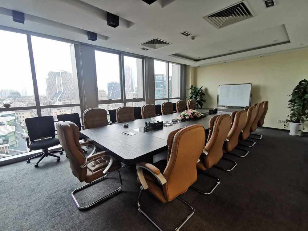 SOHO中山广场长宁 SOHO中山广场 639平米 中等装修