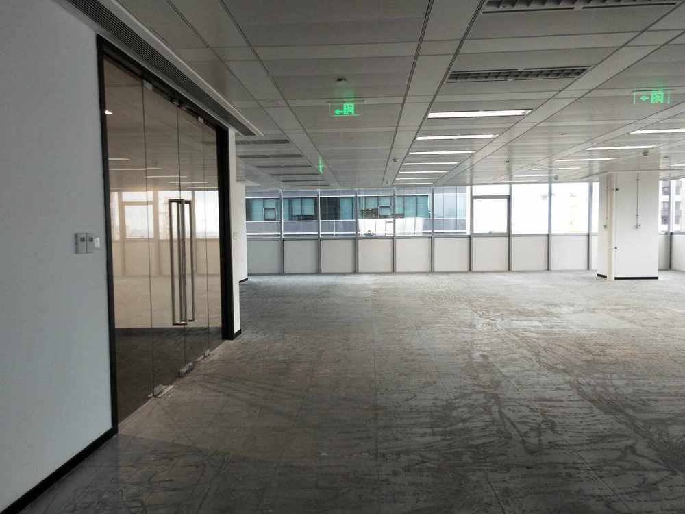 东航滨江中心徐汇 东航滨江中心 436平米 简装修