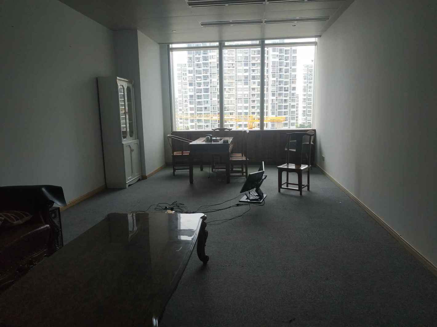 中庚环球创意中心闵行 中庚环球创意中心 242平米 精装修