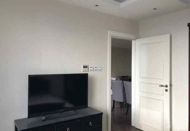 日月光伯爵居黄浦 日月光伯爵居 72平米 毛坯