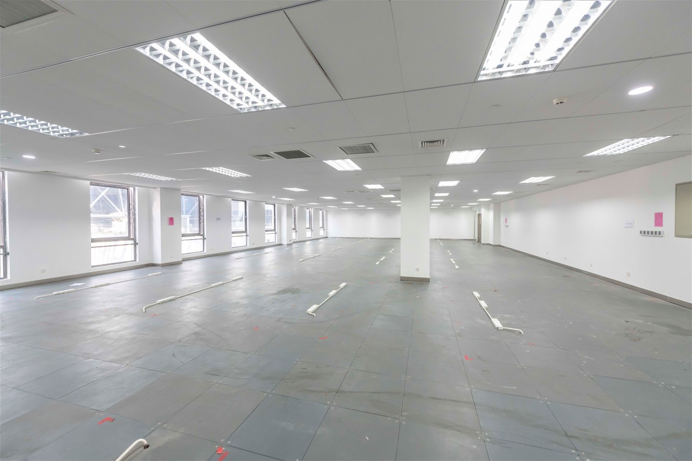 国家会展中心青浦 国家会展中心 3200平米 简装修