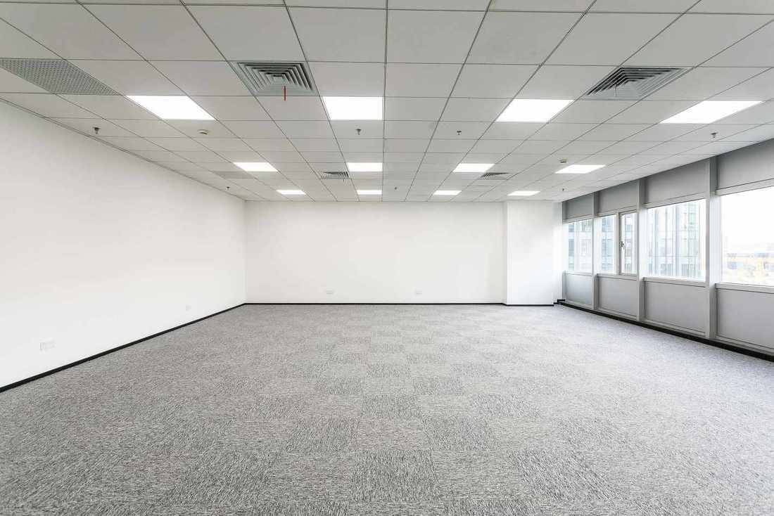 海亮大厦普陀区海亮大厦　精装修带家具　正对电梯