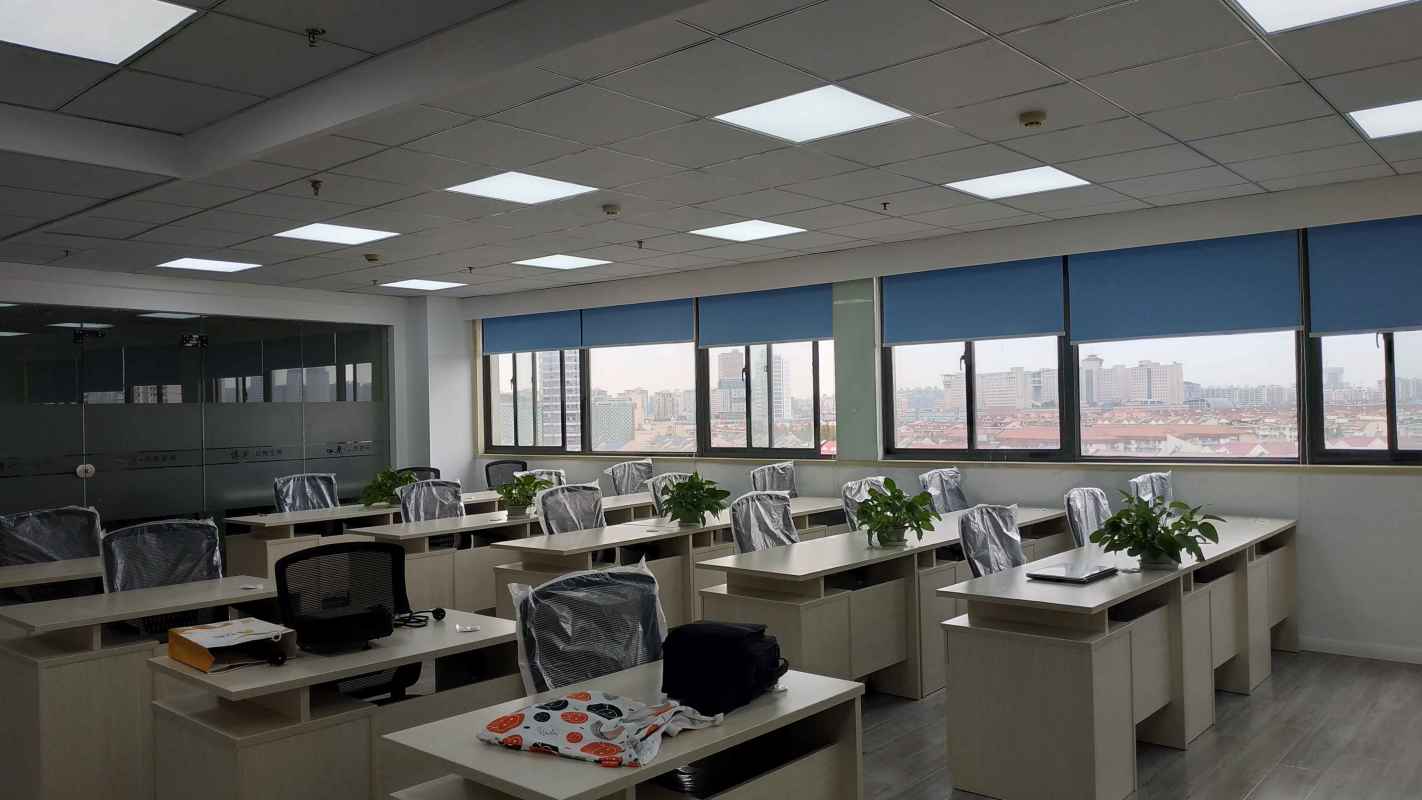 曹杨商务大厦普陀 曹杨商务大厦 135平米 简装修