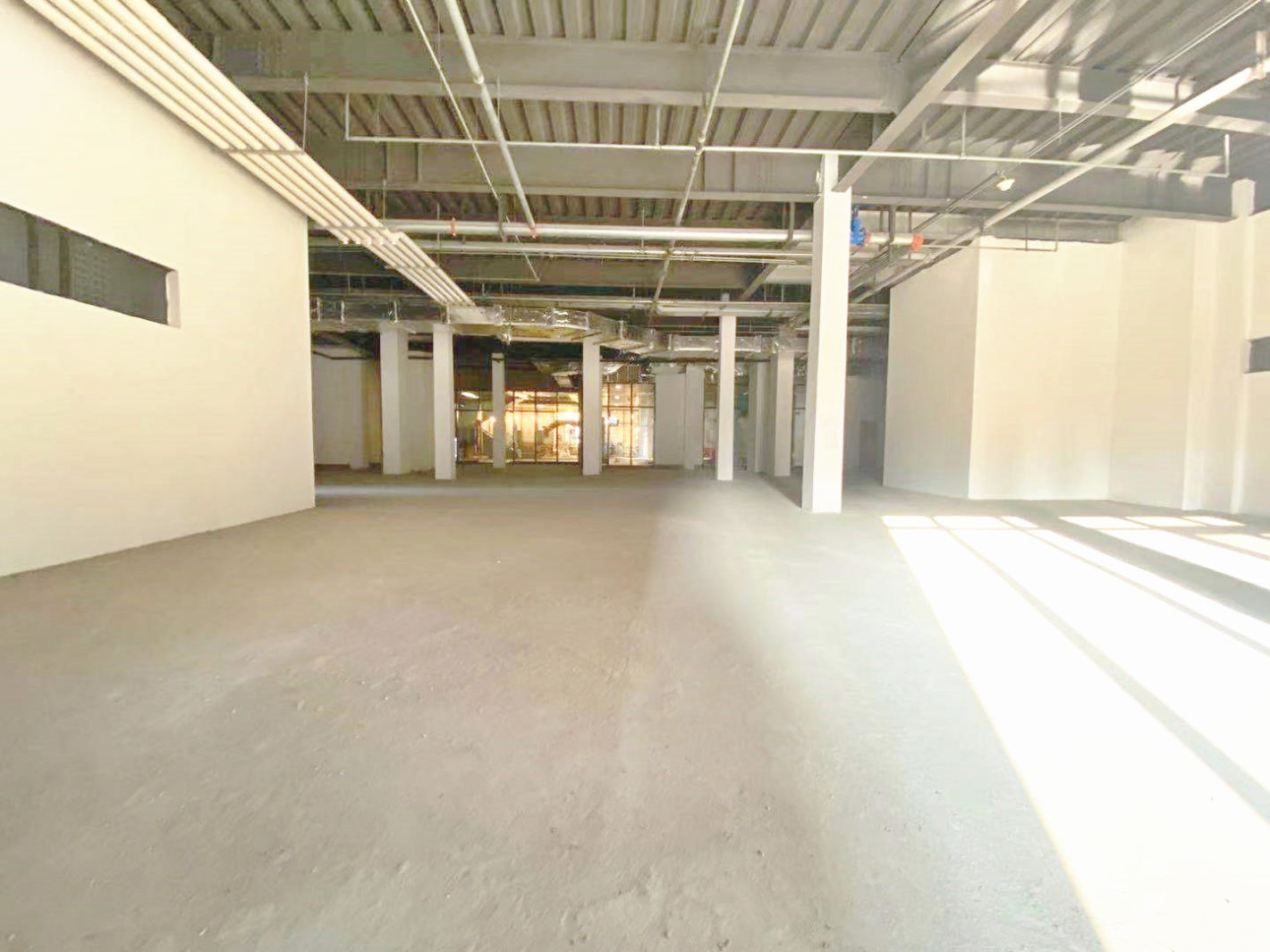 越界·世博园黄浦 越界·世博园 496平米 毛坯