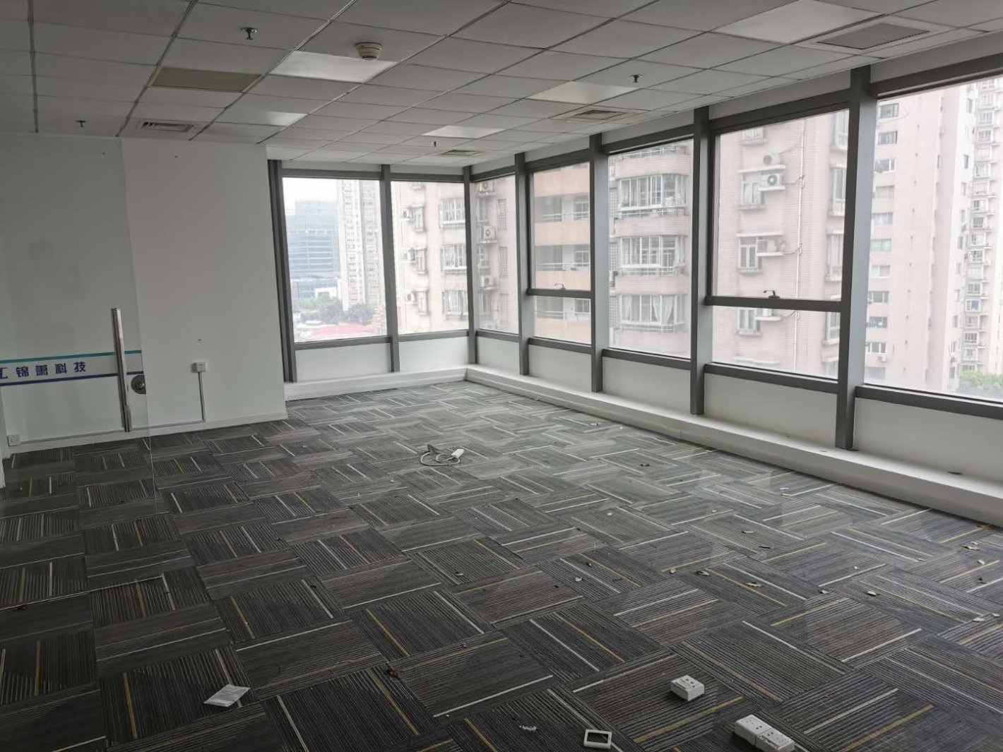 友力国际大厦长寿路 友力国际大厦 585.4平米 精装修