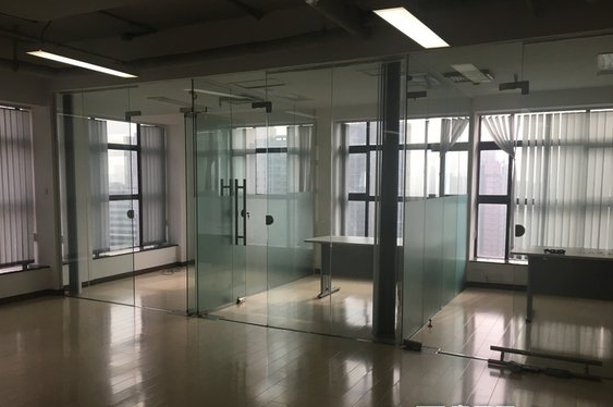 申亚金融广场长宁 申亚金融广场 226平米 精装修