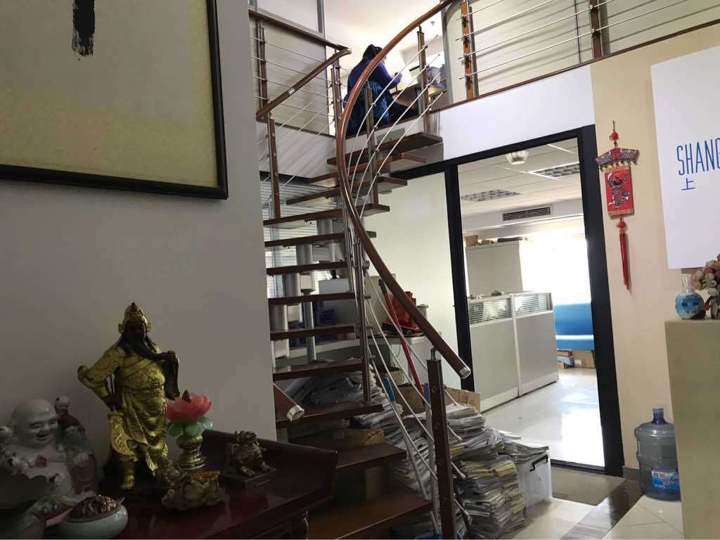 祥腾财富广场静安 祥腾财富广场 186平米 精装修